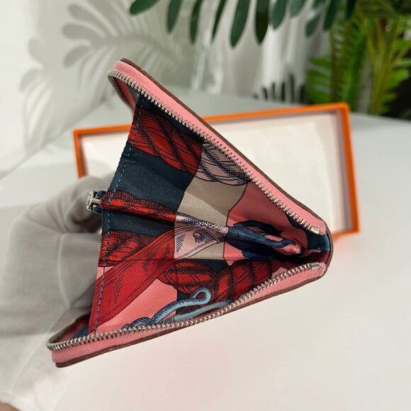Hermés Pink Silk'In Classique Long Wallet - Picture 11 of 12